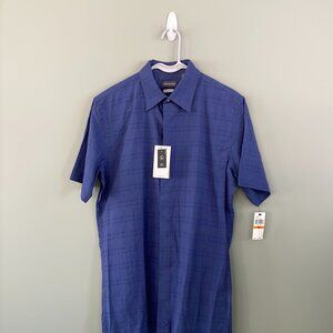Van Heusen Men's NWT S/P Reg. Fit Blue Short Sleeve  Button up Shirt C-42' L-31"